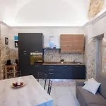 Maison27 *